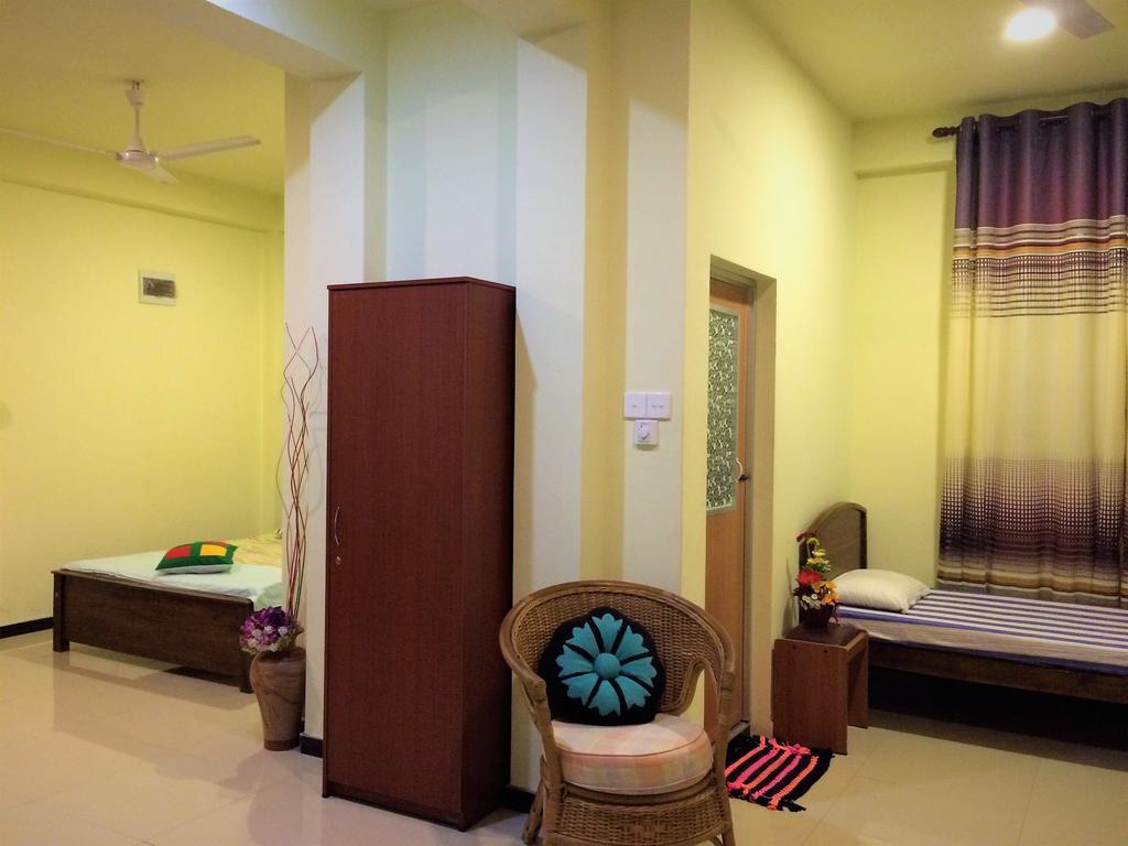 Romeo And Juliet Guest House Negombo Exterior foto
